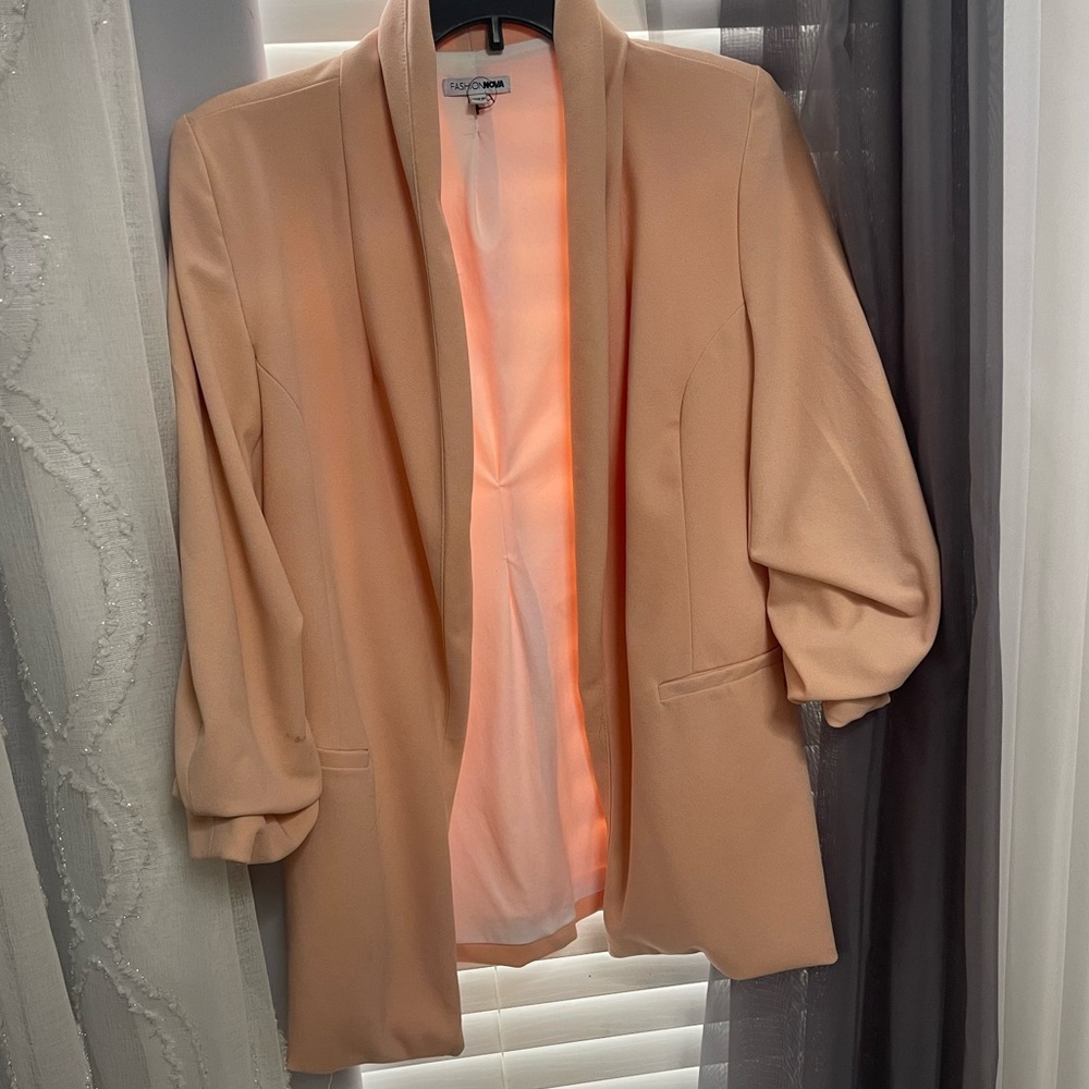 FASHION NOVA THE CELINE BLAZER- BLUSH